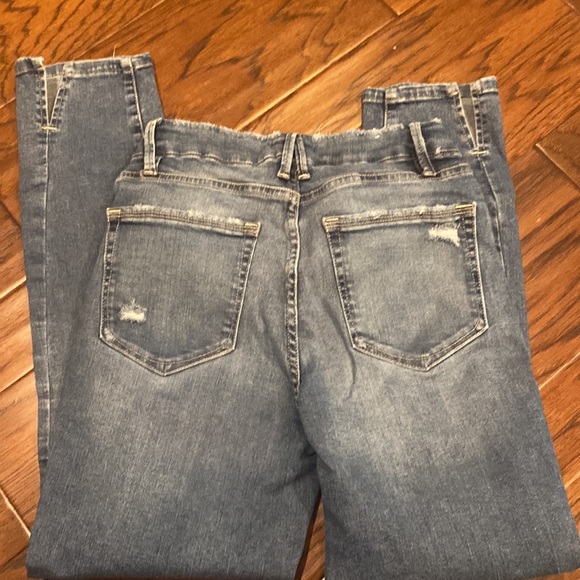 Good American Straight leg jeans with split bottom - Picture 2 of 5